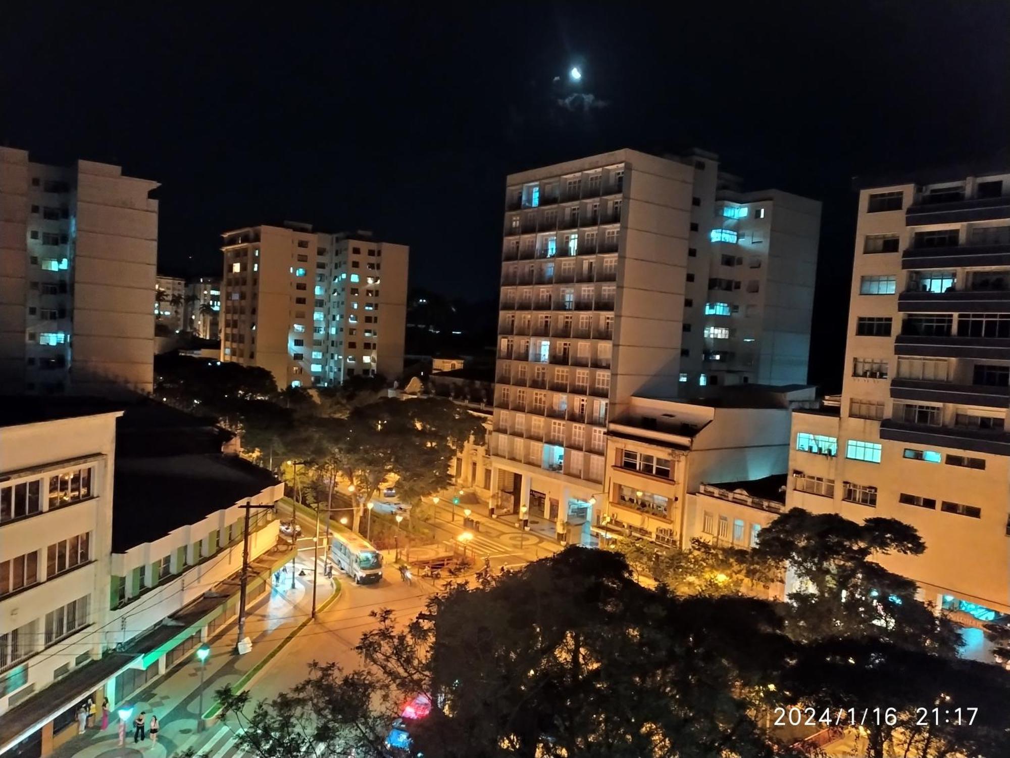 Apto No Centro De Apartamento Petrópolis